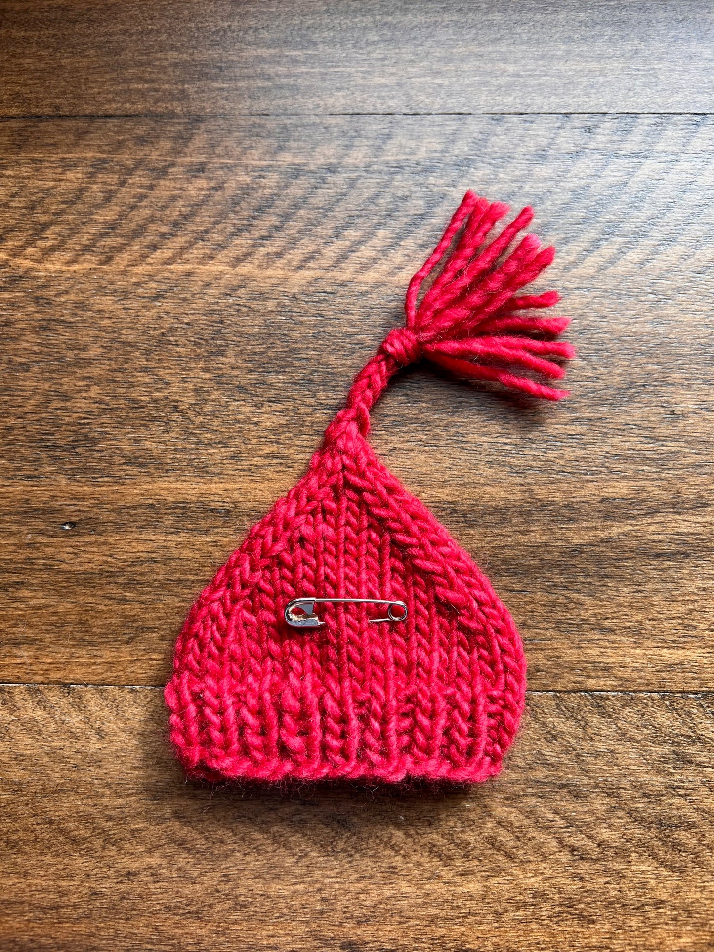 Mini Melt the Ice Hat Pin