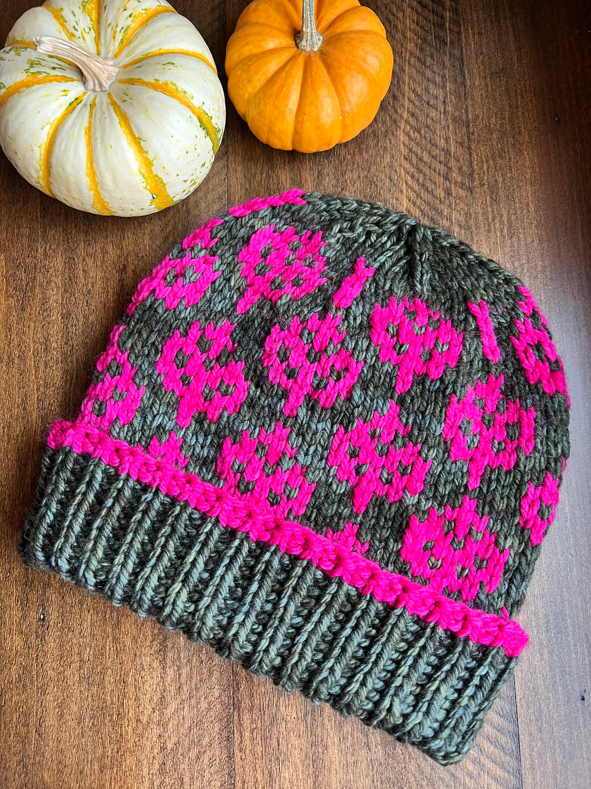 Autumn Leaves Hat - Adult Medium